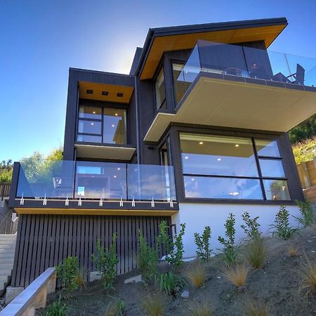 The Villa Lookout - Queenstown Holiday Villa Bagian luar foto