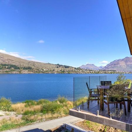 The Villa Lookout - Queenstown Holiday Villa Bagian luar foto