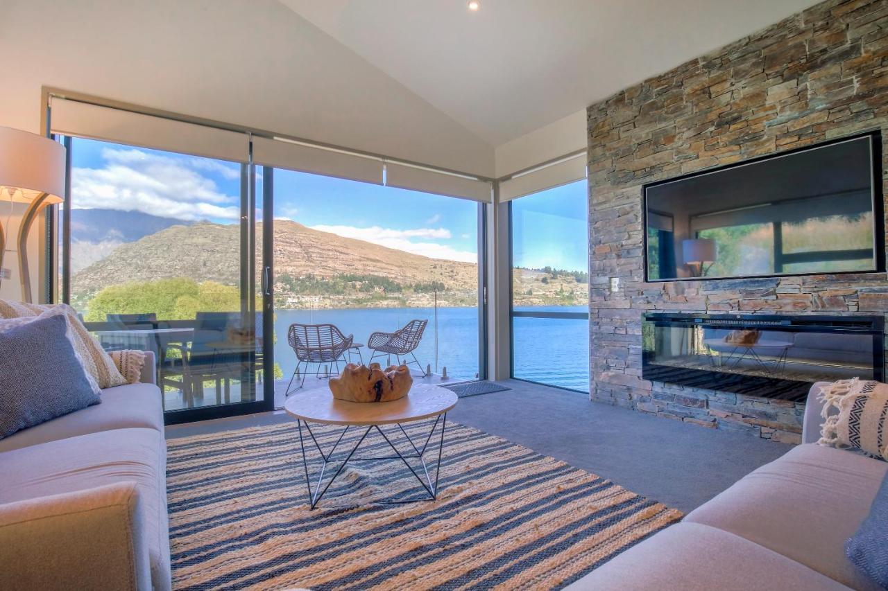 The Villa Lookout - Queenstown Holiday Villa Bagian luar foto