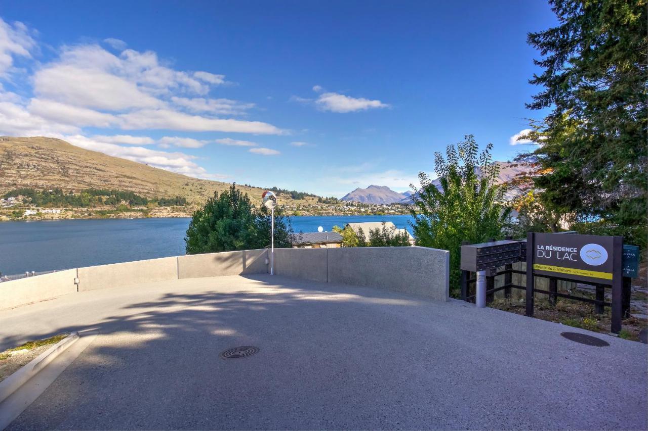 The Villa Lookout - Queenstown Holiday Villa Bagian luar foto